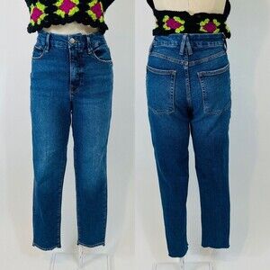 Good American The Weekender Relaxed Tapered Jeans In Indigo394 4 / 27 Womens